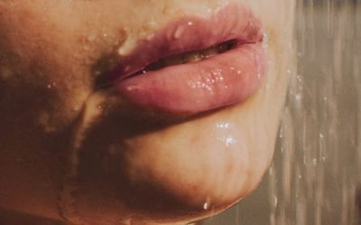 9 trucos para evitar los labios secos y agrietados cuando aprieta el frío
